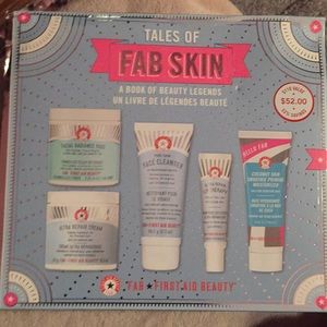 First Aid Beauty Skincare Set